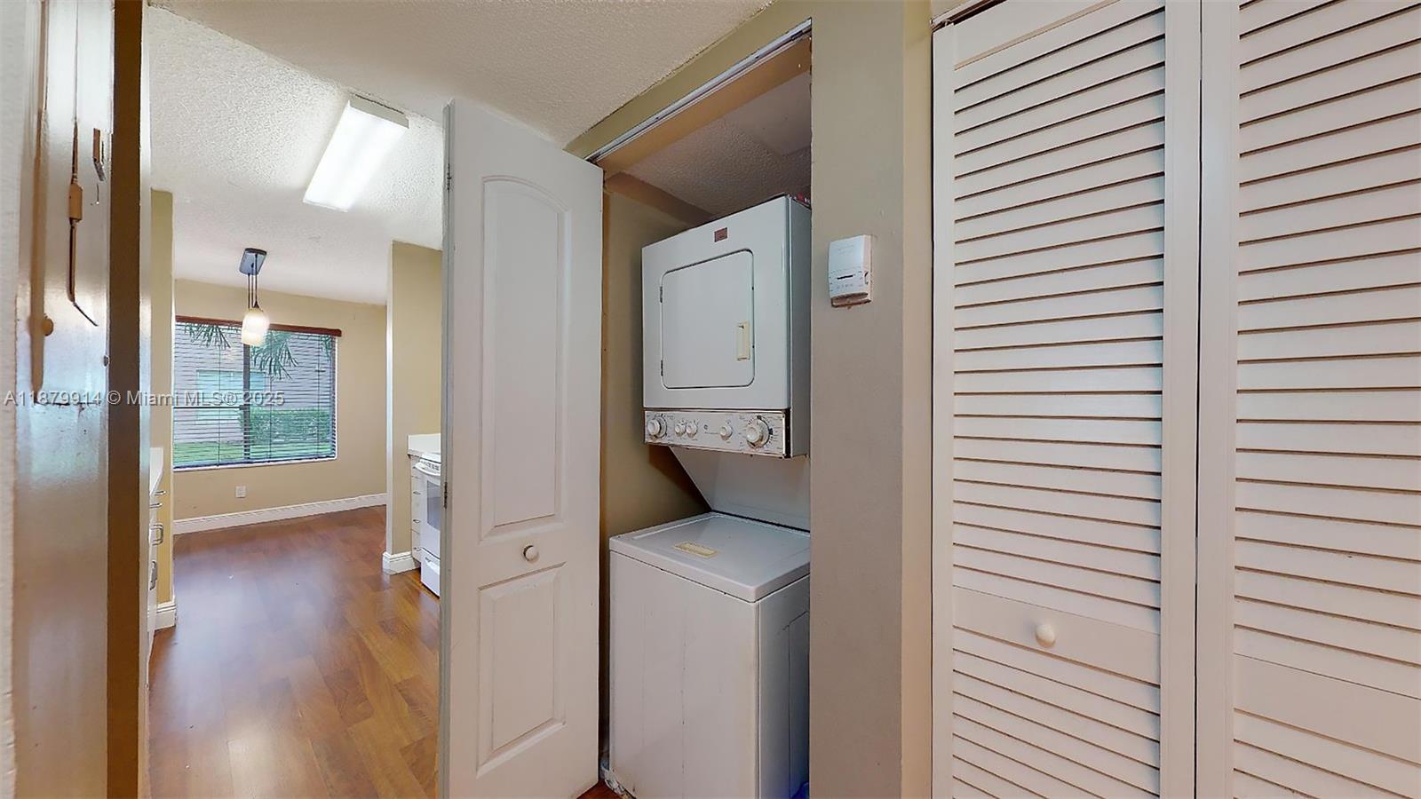 ROYAL PALM PLACE - Residential Lease