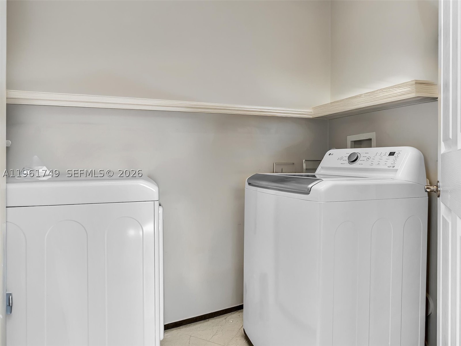CARROLL WALK CONDO - Residential
