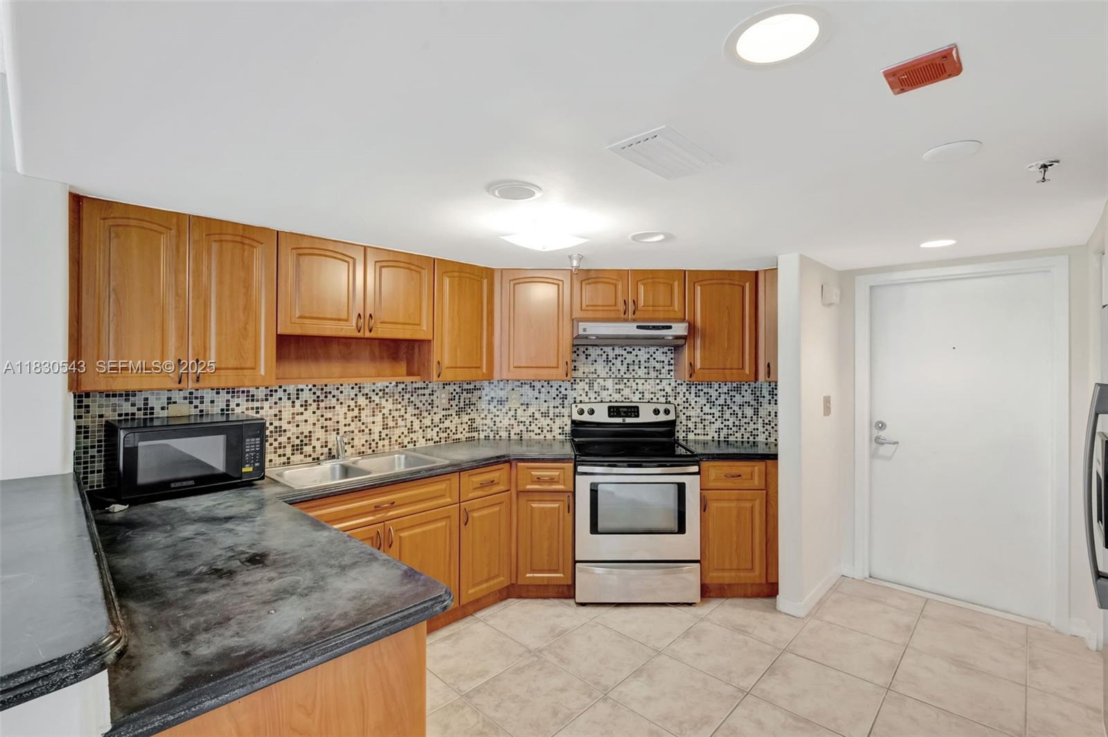 CORAL PALMS CONDO - Residential