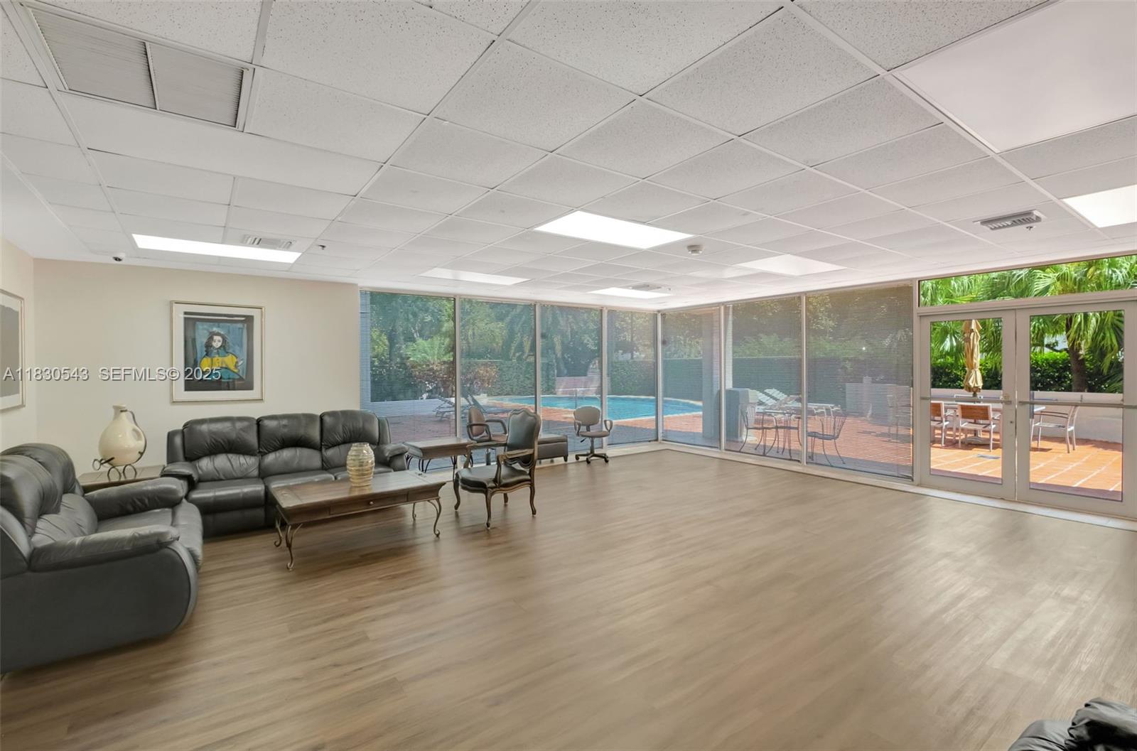 CORAL PALMS CONDO - Residential