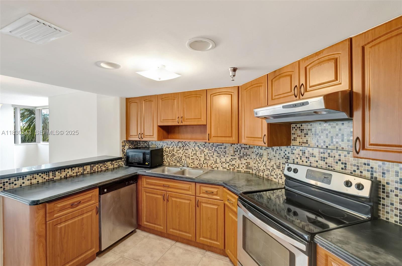 CORAL PALMS CONDO - Residential