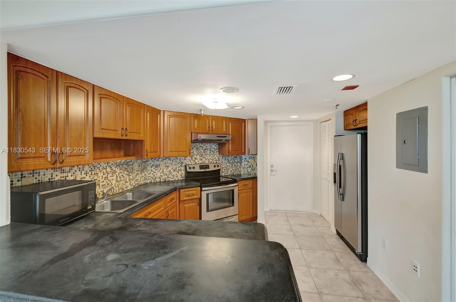 CORAL PALMS CONDO - Residential