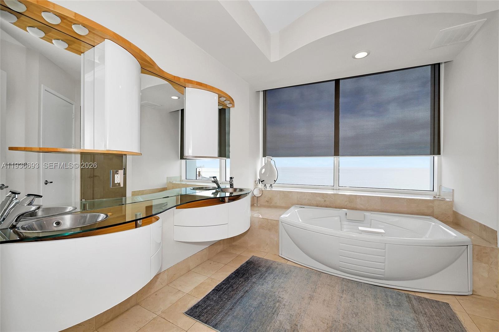 TRUMP PALACE CONDO - Residential