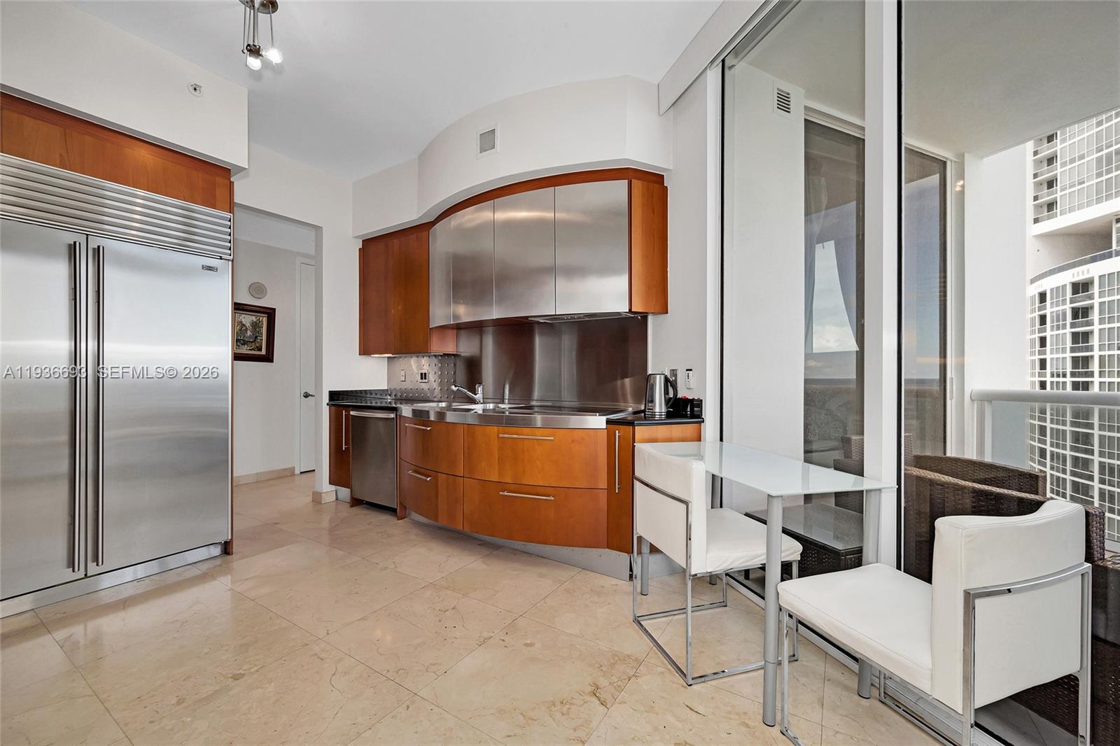 TRUMP PALACE CONDO - Residential