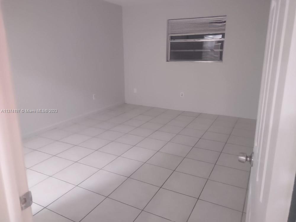 BISCAYNE PARK TERRACE CON - Residential Lease