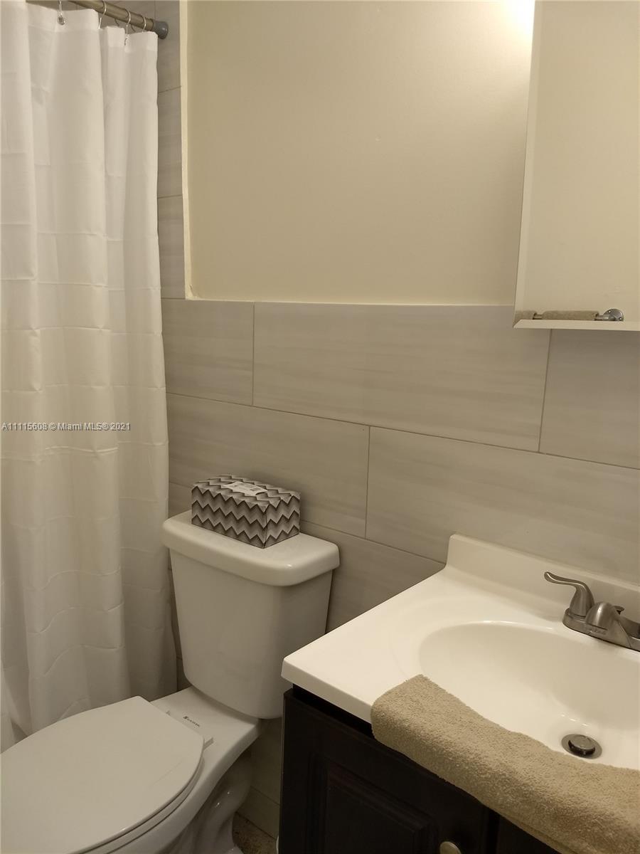 ISLAS CANARIAS CONDO - Residential Lease
