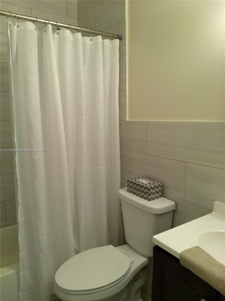 ISLAS CANARIAS CONDO - Residential Lease