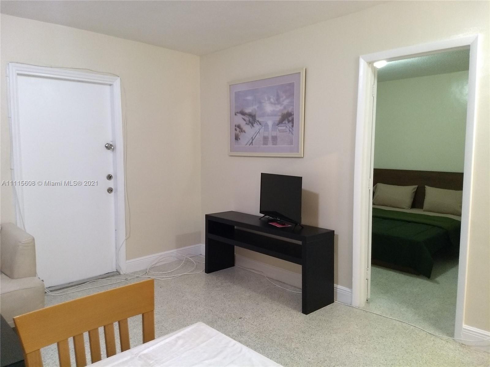 ISLAS CANARIAS CONDO - Residential Lease