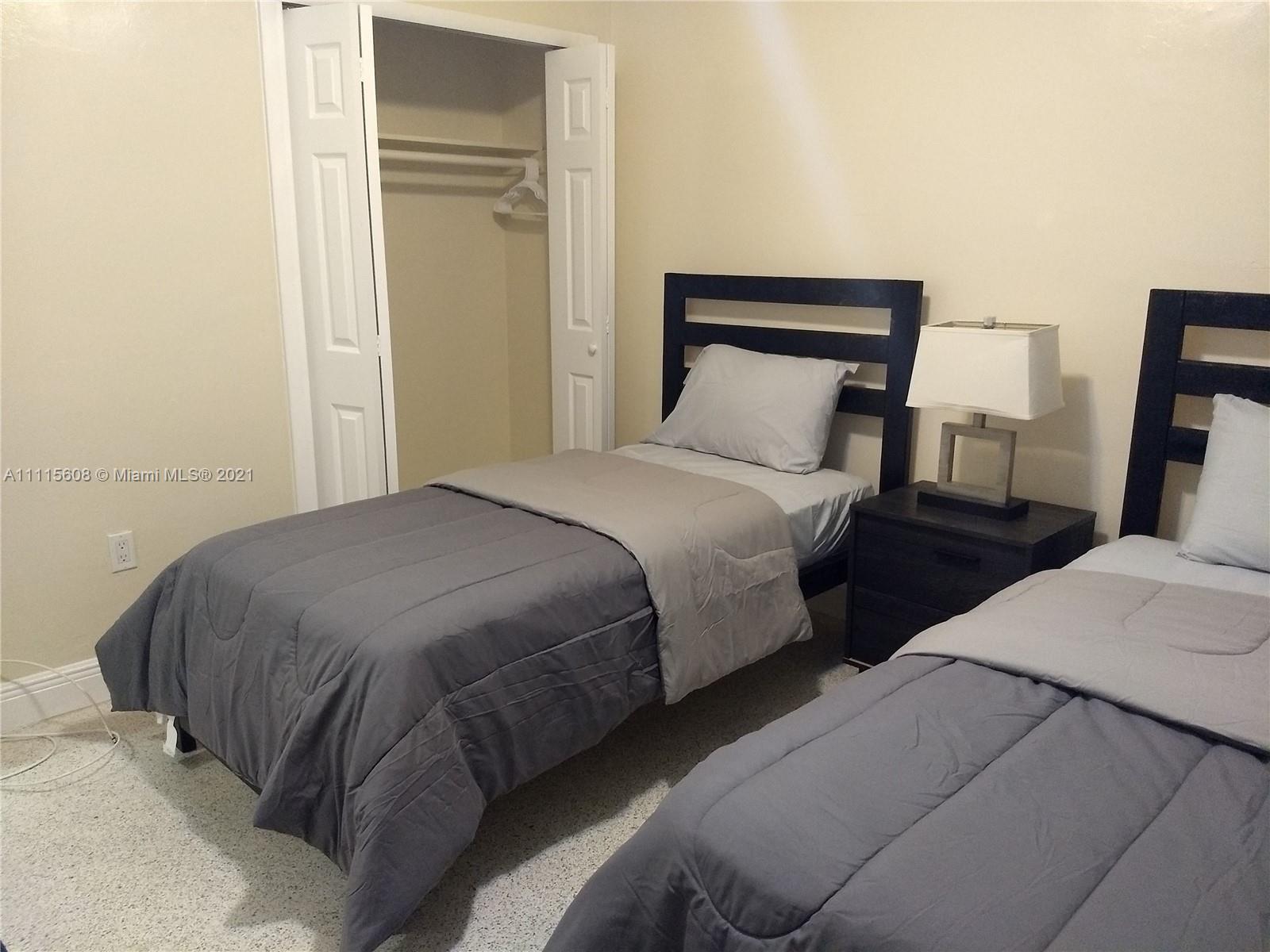 ISLAS CANARIAS CONDO - Residential Lease