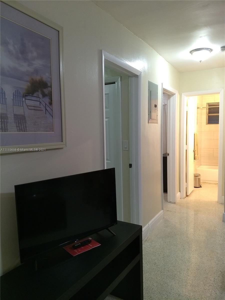 ISLAS CANARIAS CONDO - Residential Lease