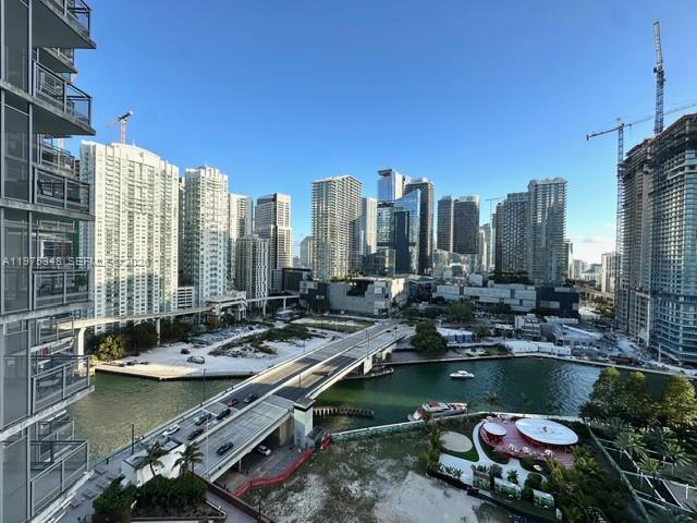 WIND CONDOMINIUM - Residential Lease