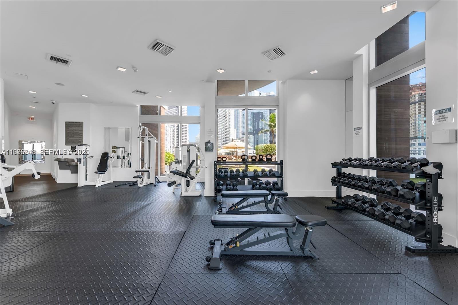WIND CONDOMINIUM - Residential Lease