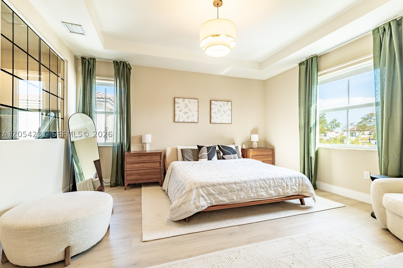GOLF ESTS - Residential