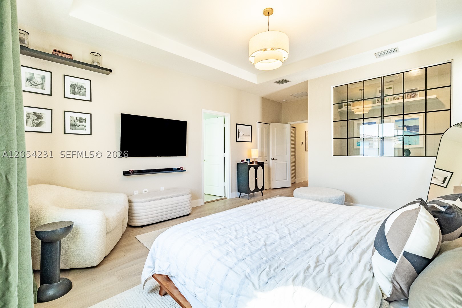 GOLF ESTS - Residential