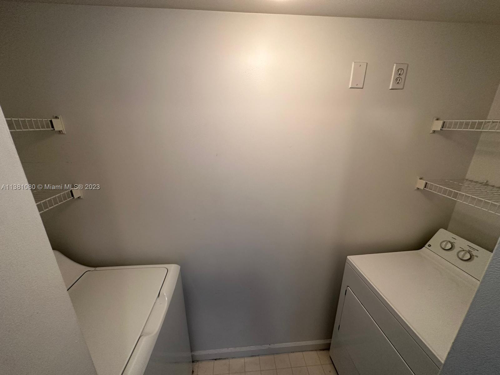 REGENT PARK CONDO - Residential Lease