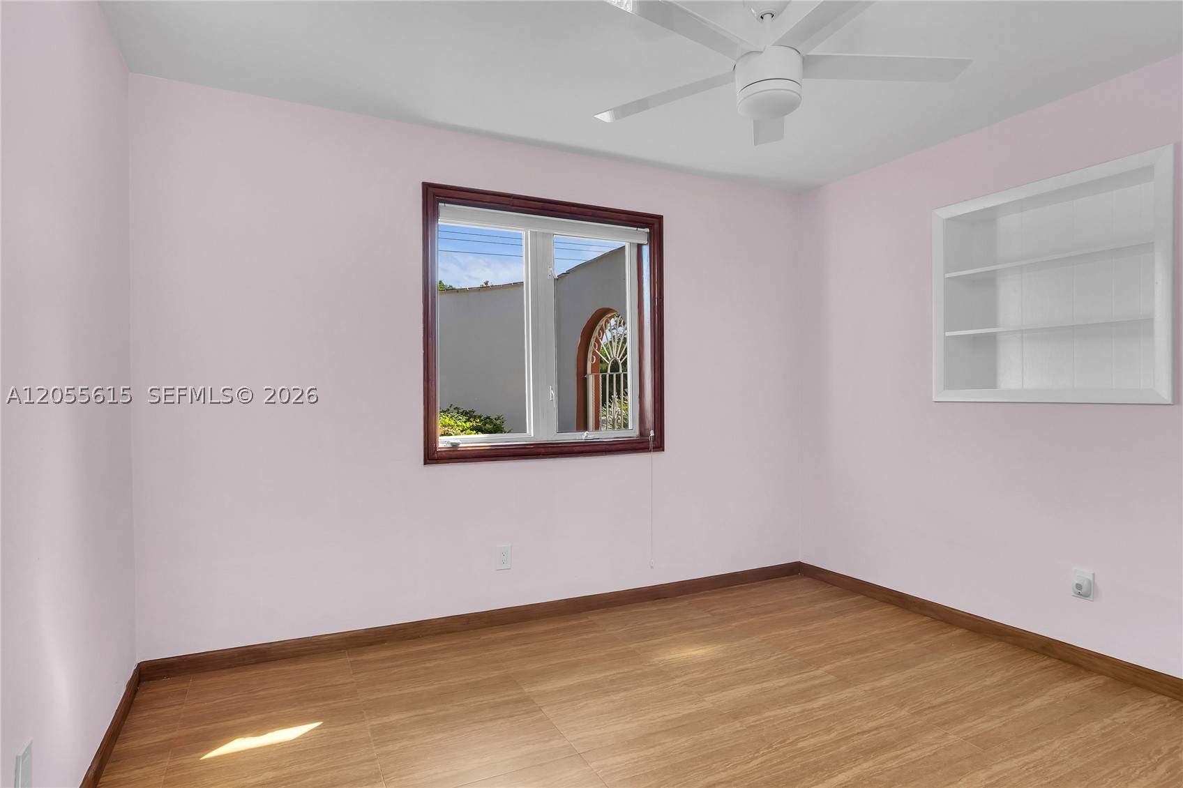 PINEWOOD ESTATES - Residential