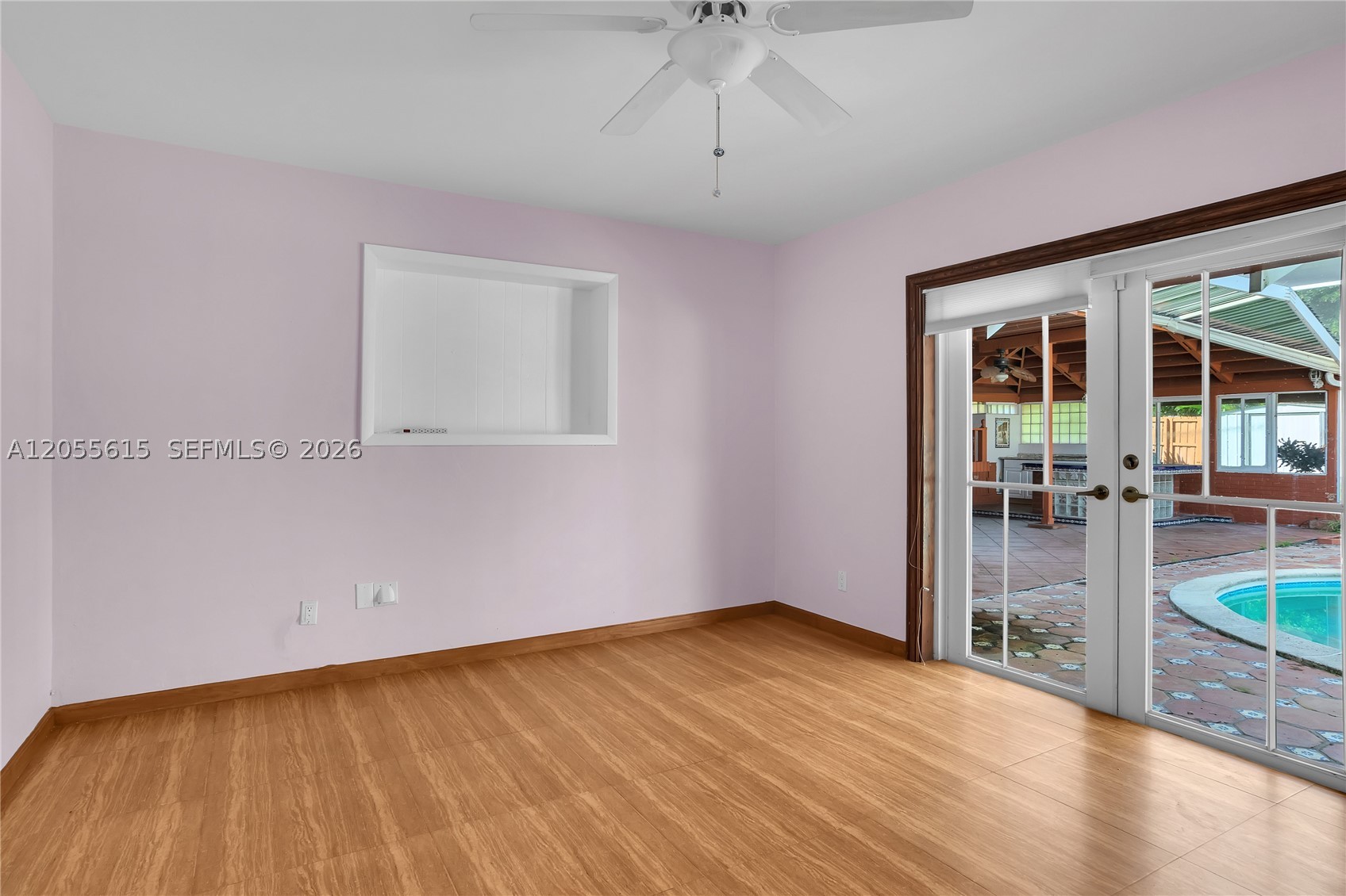 PINEWOOD ESTATES - Residential