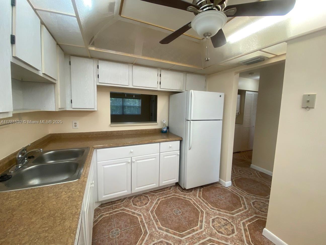 55+ Community. Beautifully renovated 2x2 in Royal Park Gardens. Spacious and bright living area and master bedroom. Located on the third floor. Accessible by stairs and elevators. Beautiful water views and tile floors! Screened patio overlooking canal. Washer and dryer combo inside unit. The building features a new roof, fresh paint, and new elevators. Requirements: 45k income, 700+ credit. Water/cable included. Sellers financing available. Rented.