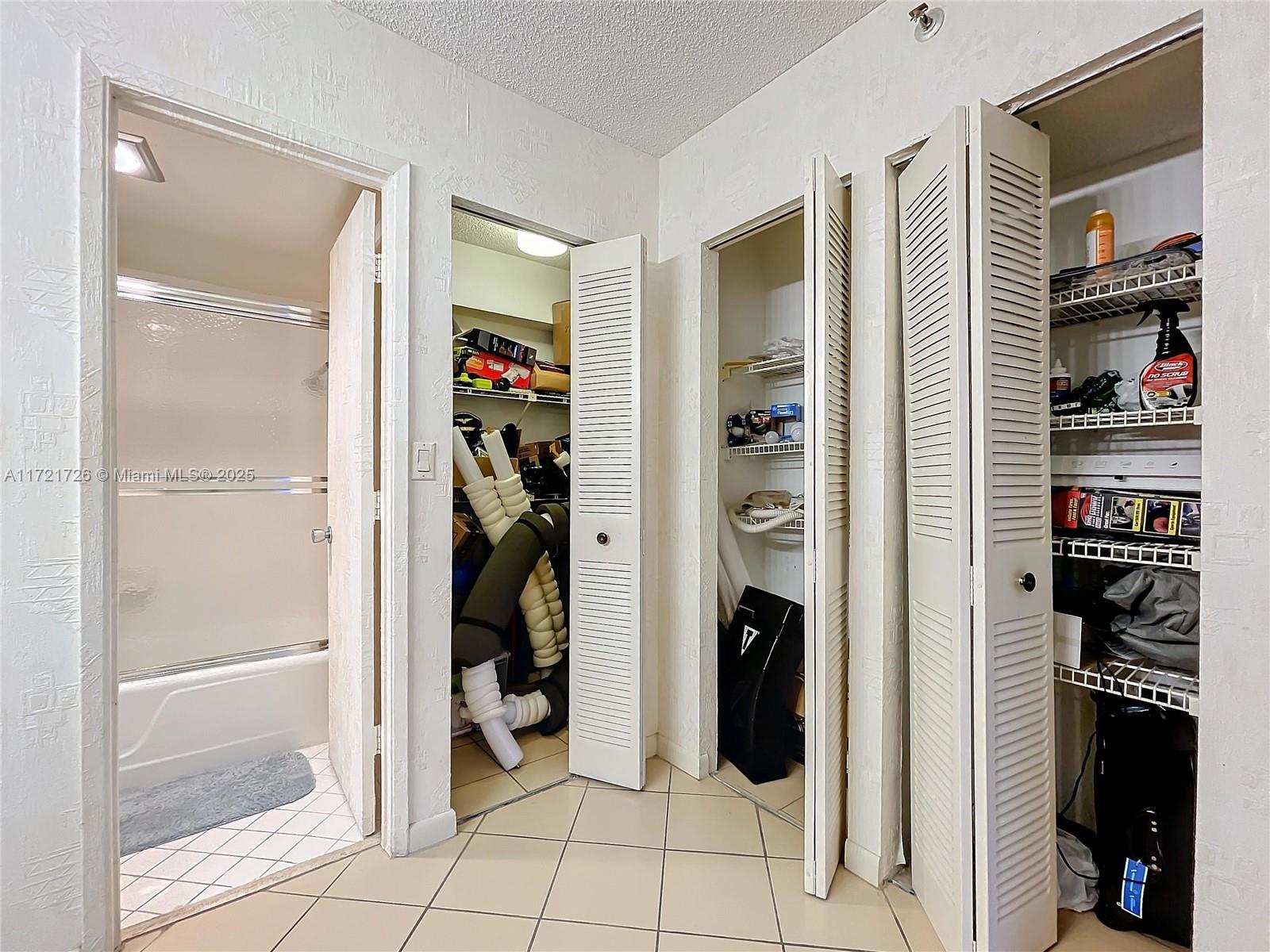 DELVISTA TOWERS CONDO - Residential