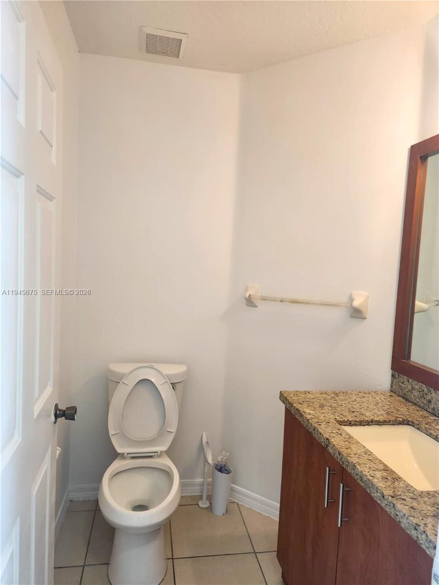 PRECIOUS HOMES AT TWIN LA - Residential