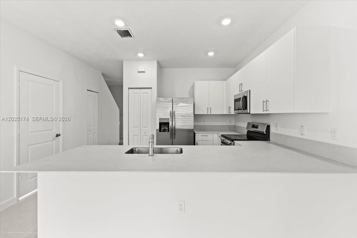 Antillia - Residential