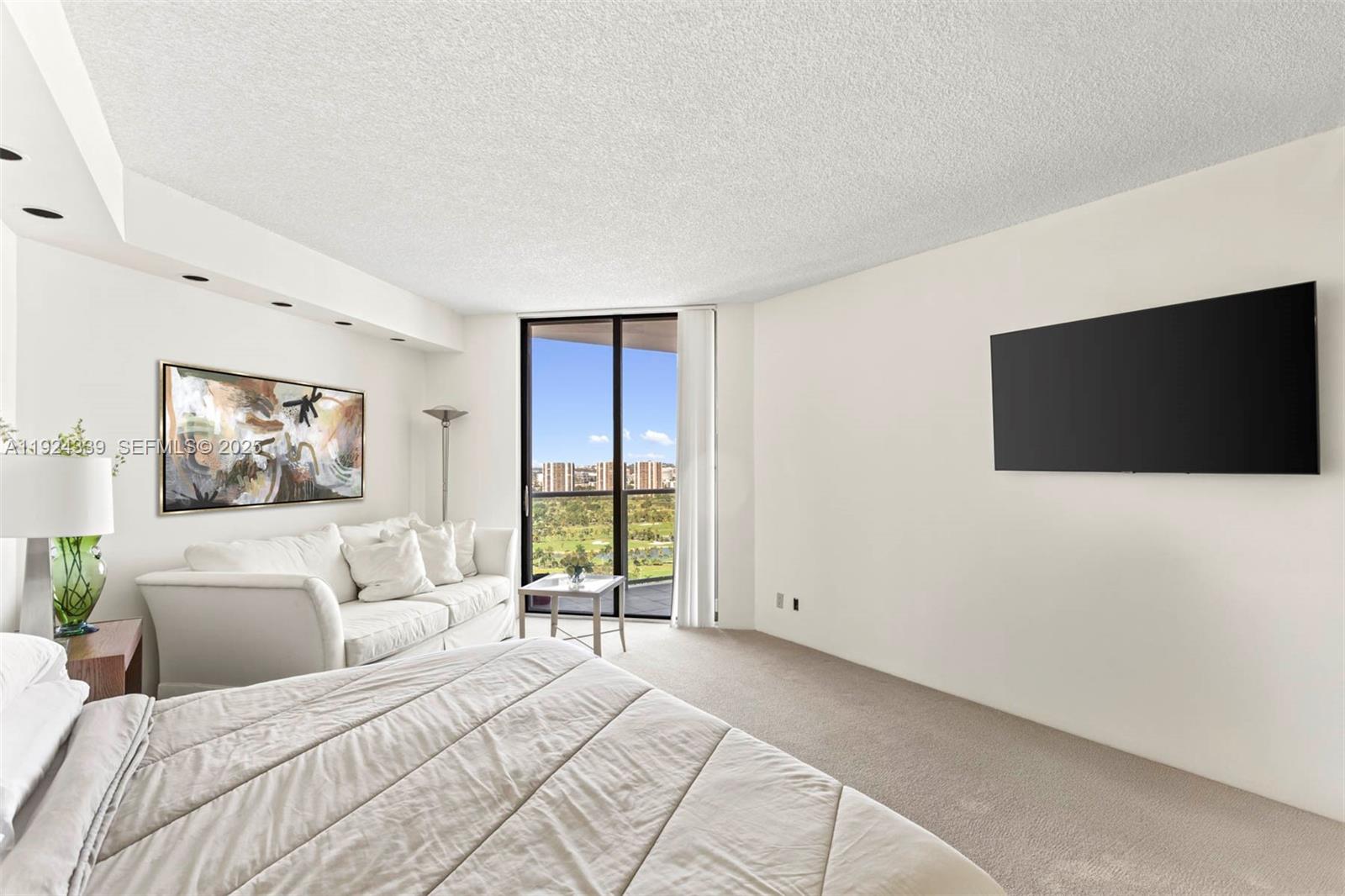 MARINA TOWER CONDO - Residential
