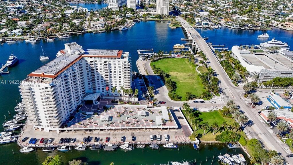 Venetian Condominium - Residential