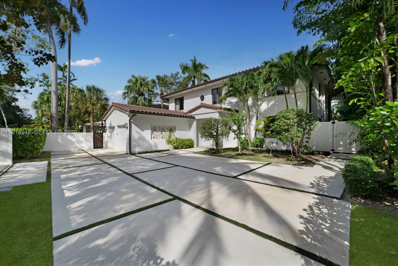 LA GORCE GOLF SUB - Residential