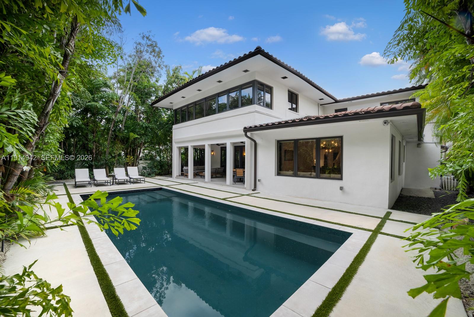 LA GORCE GOLF SUB - Residential