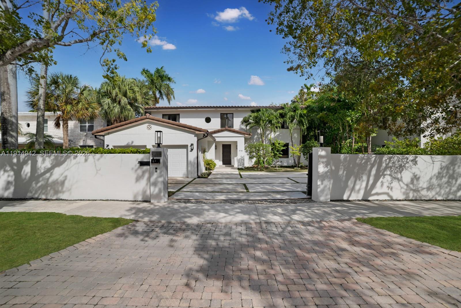 LA GORCE GOLF SUB - Residential
