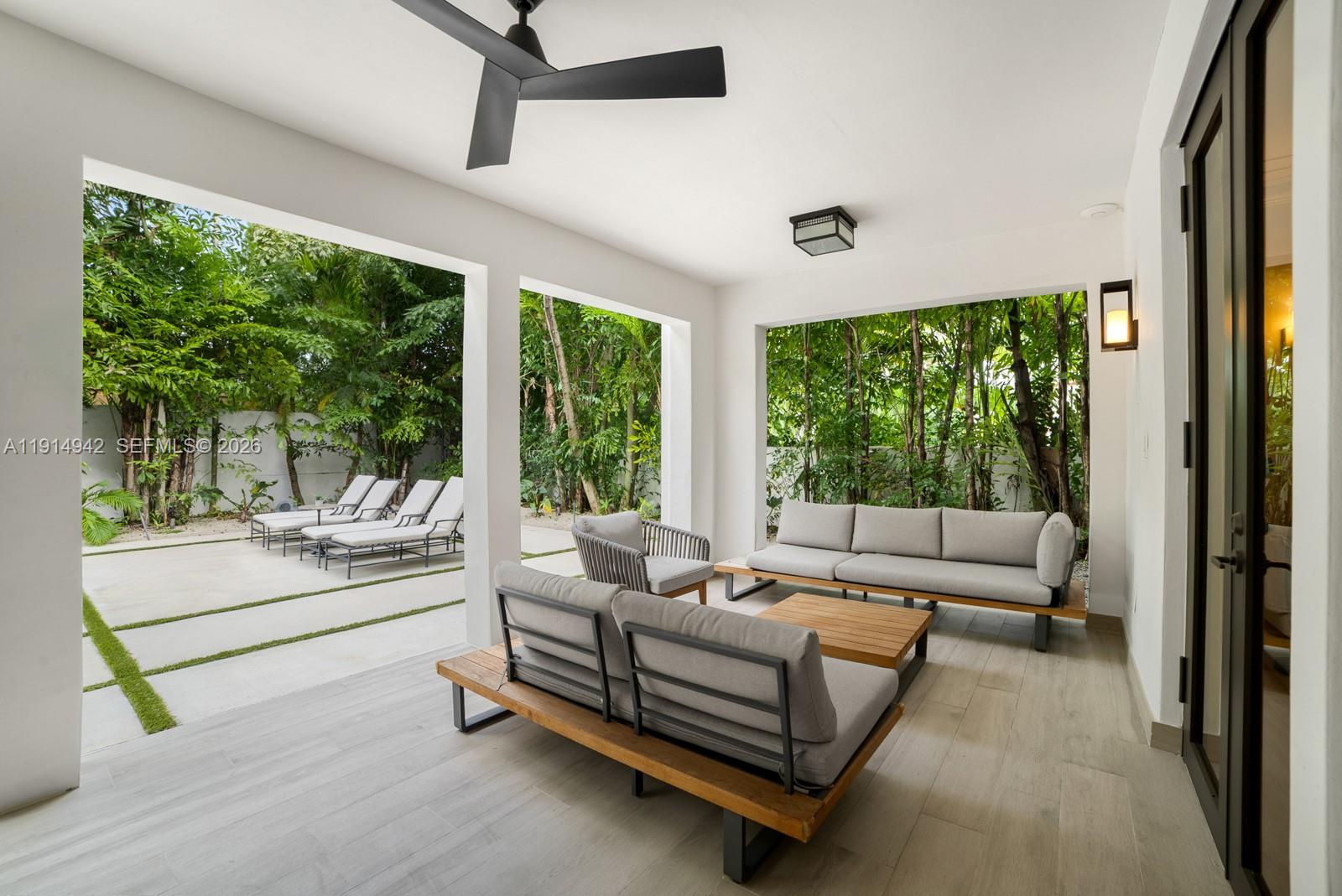 LA GORCE GOLF SUB - Residential