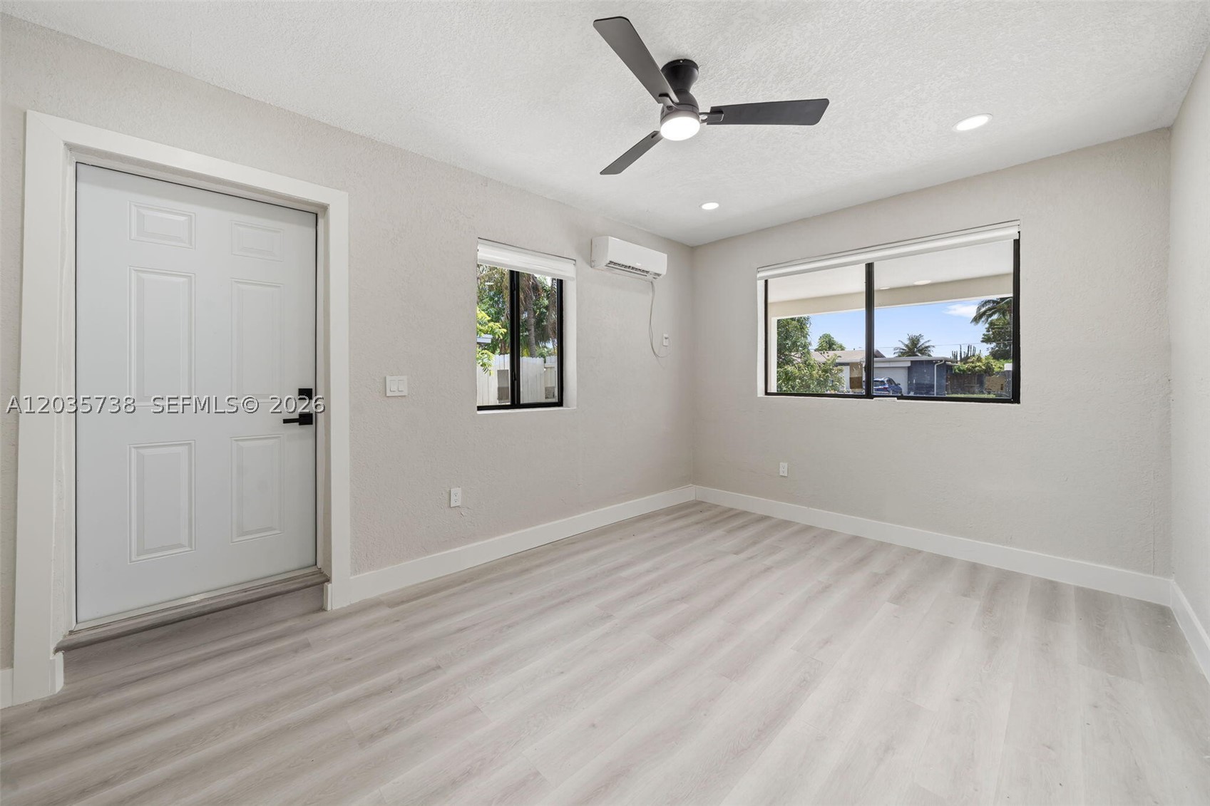 KENDALL GREEN SEC B 44-18 - Residential