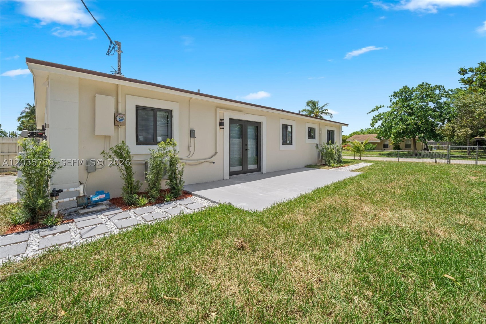 KENDALL GREEN SEC B 44-18 - Residential