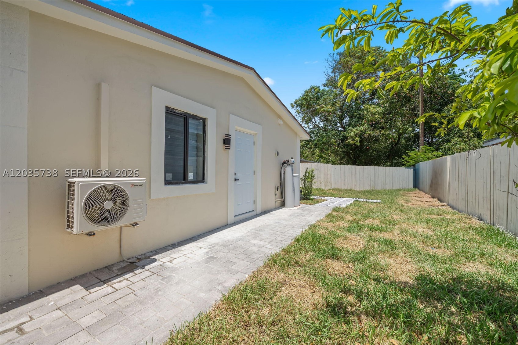 KENDALL GREEN SEC B 44-18 - Residential