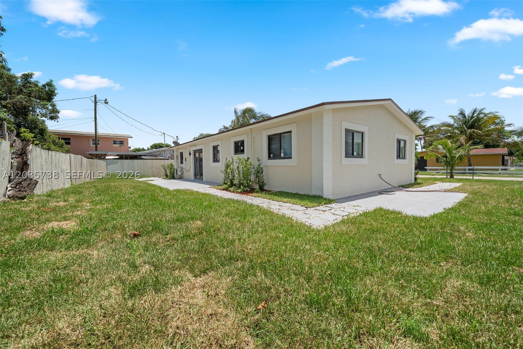 KENDALL GREEN SEC B 44-18 - Residential