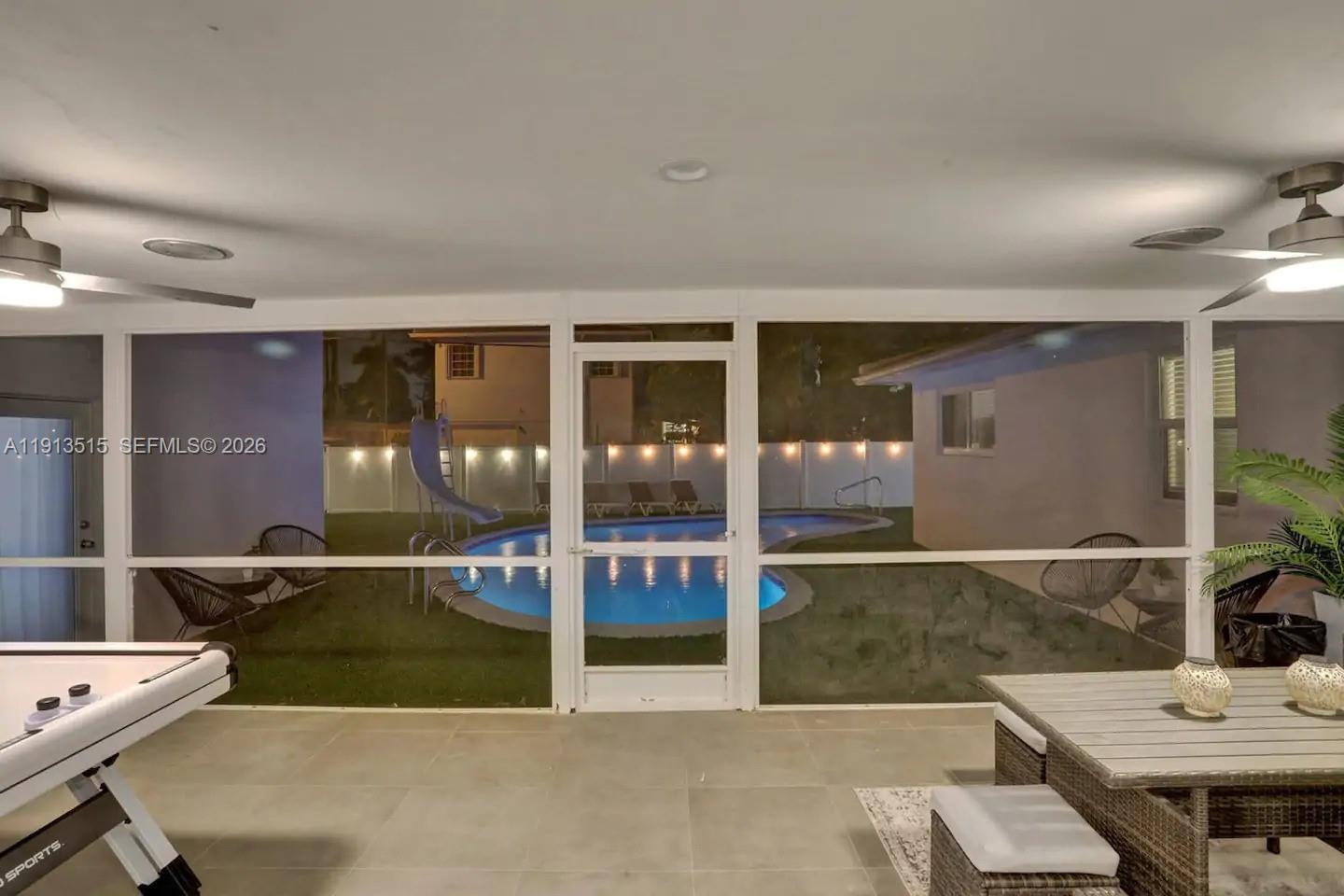 HOLLYWOOD LAKES SECTION - Residential Lease