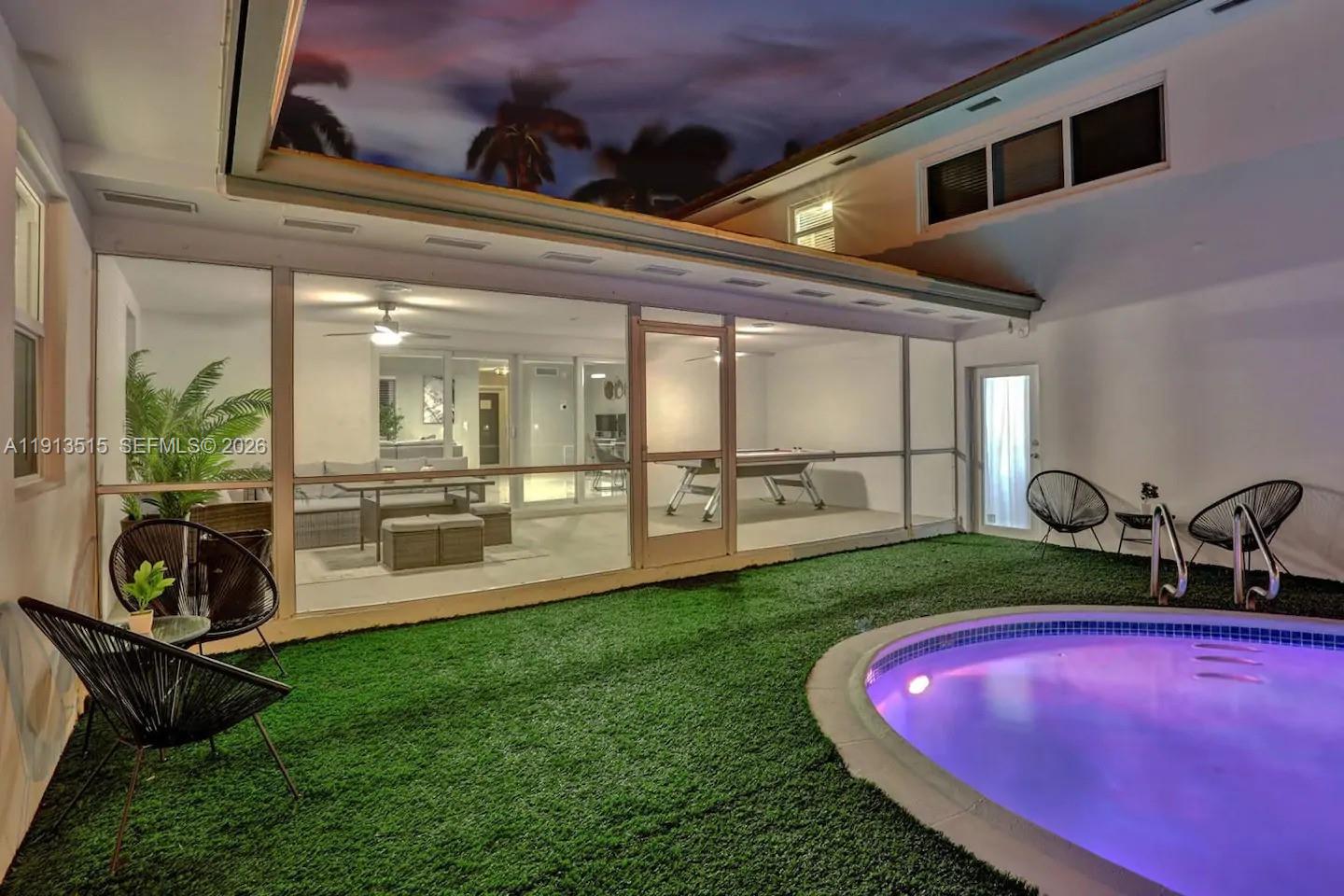 HOLLYWOOD LAKES SECTION - Residential Lease