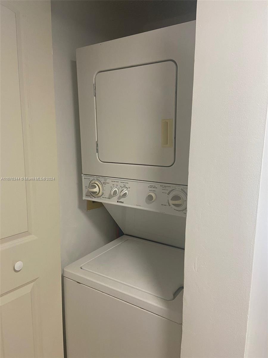 COUNTRY GARDENS CONDO - Residential Lease