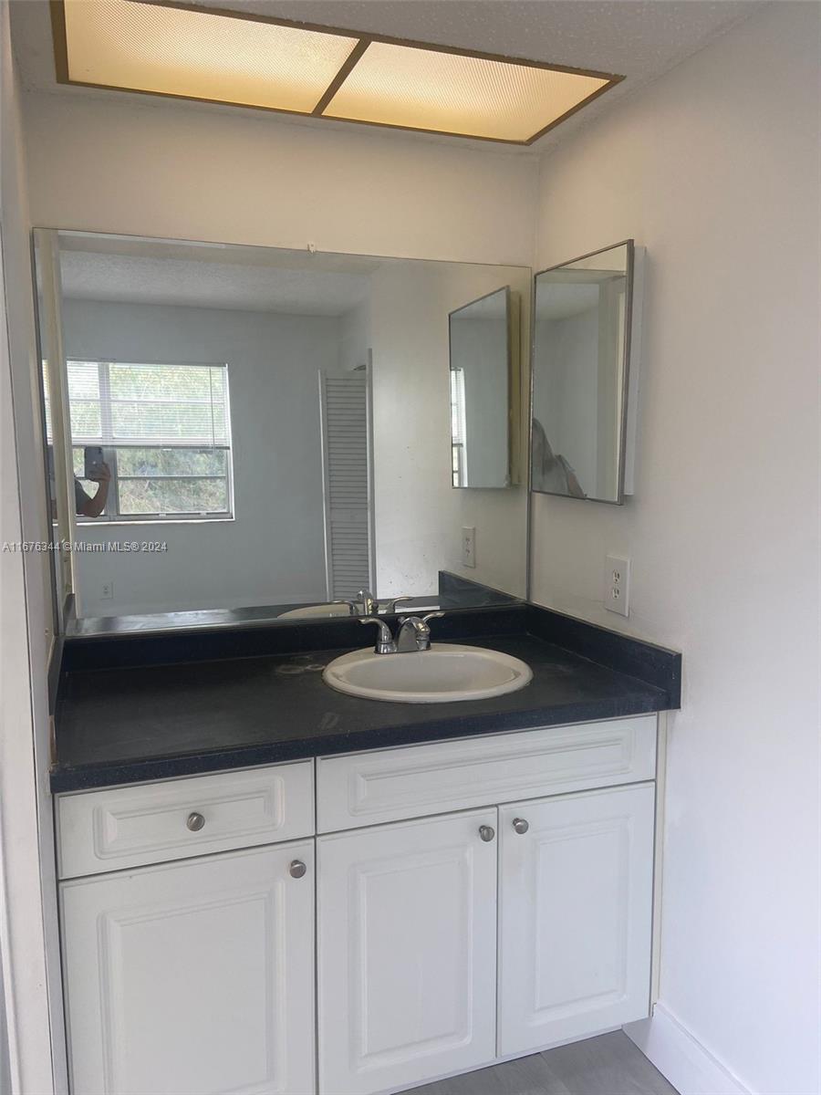 COUNTRY GARDENS CONDO - Residential Lease