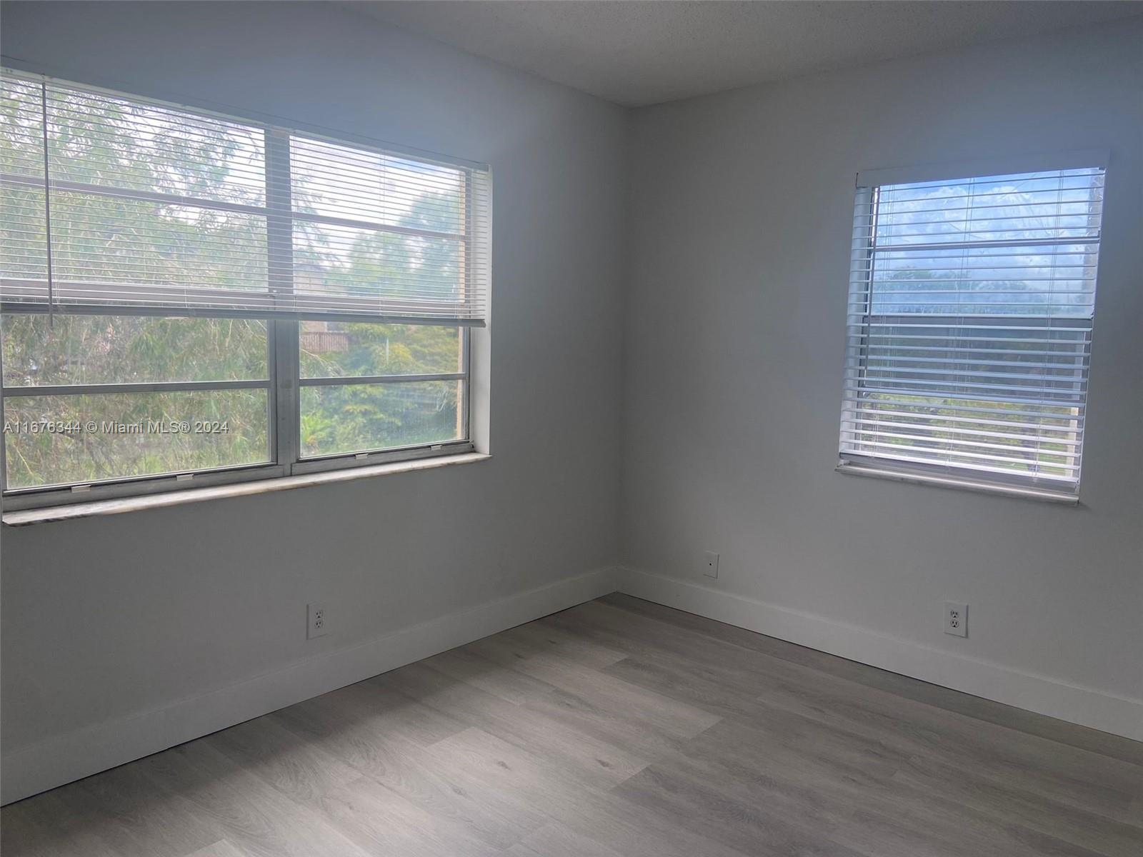 COUNTRY GARDENS CONDO - Residential Lease