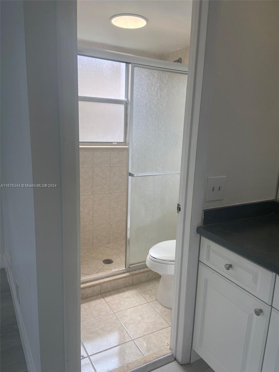 COUNTRY GARDENS CONDO - Residential Lease