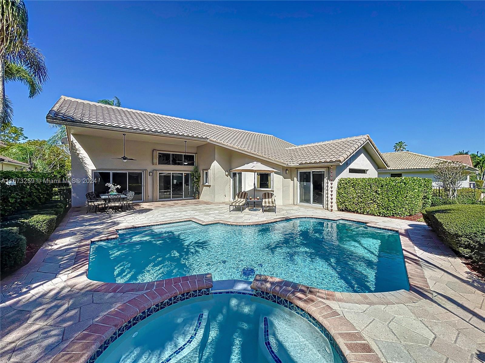 ORCHID ISLAND - Residential