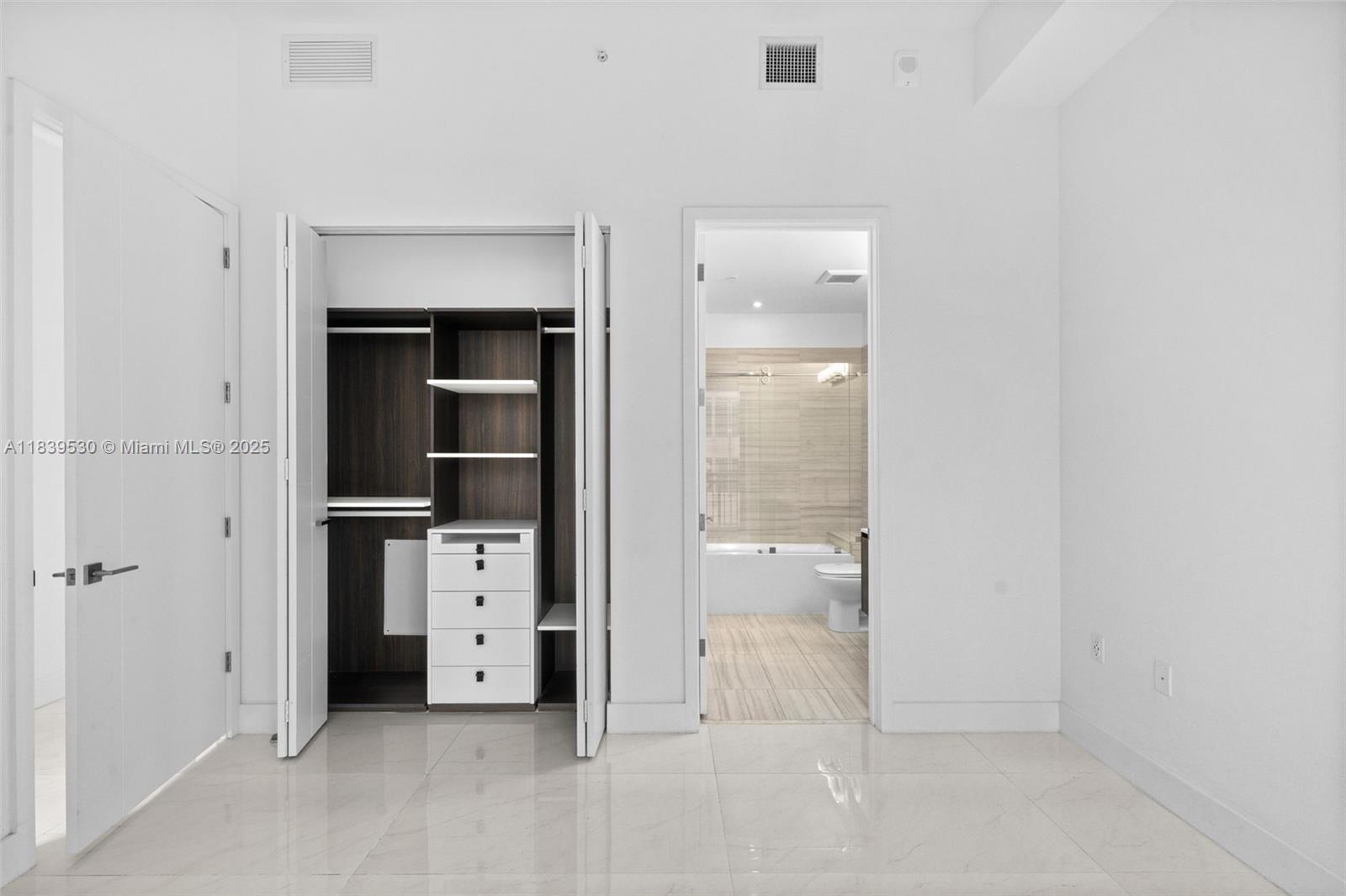 MERRICK MANOR CONDO - Residential Lease