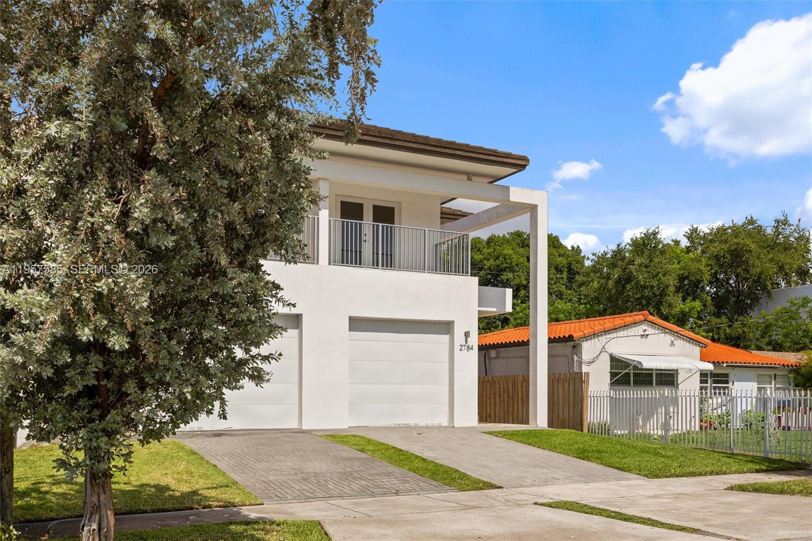 SILVER BLUFF GARDENS - Residential