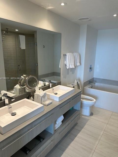 4010 SOUTH OCEAN CONDO - Residential