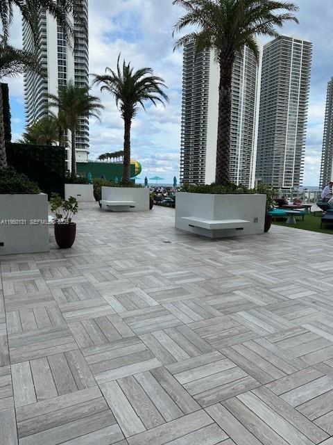 4010 SOUTH OCEAN CONDO - Residential
