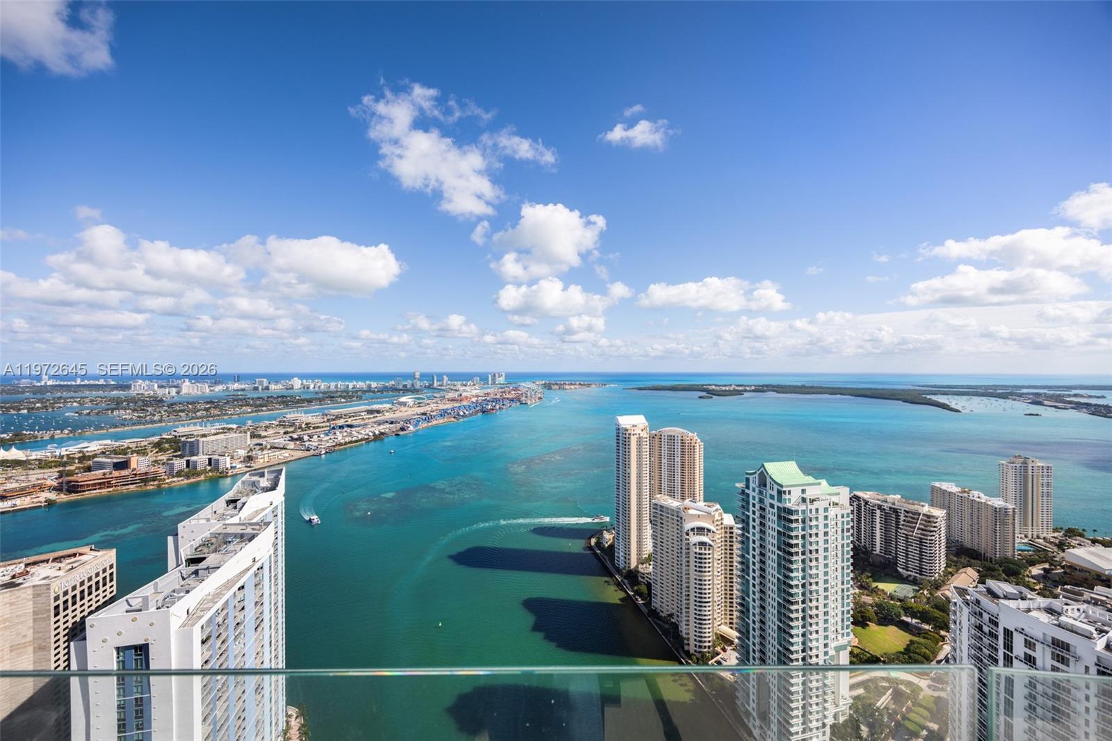 MET 1 CONDO - Residential