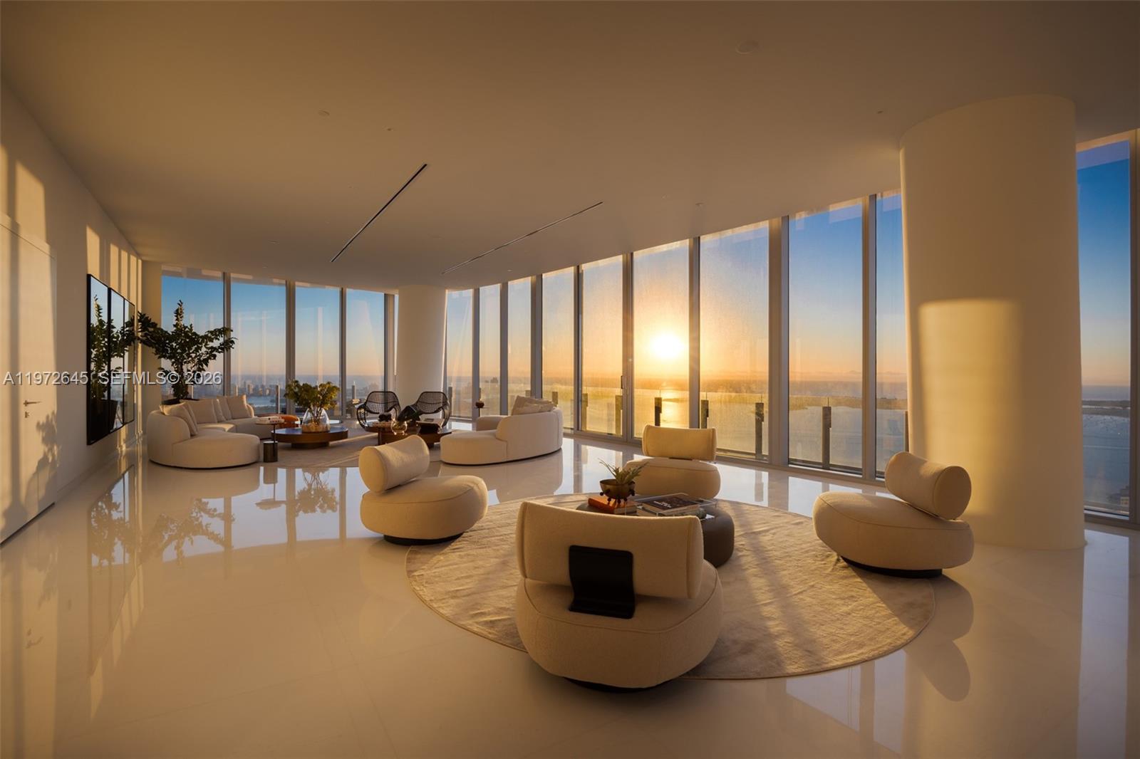 MET 1 CONDO - Residential