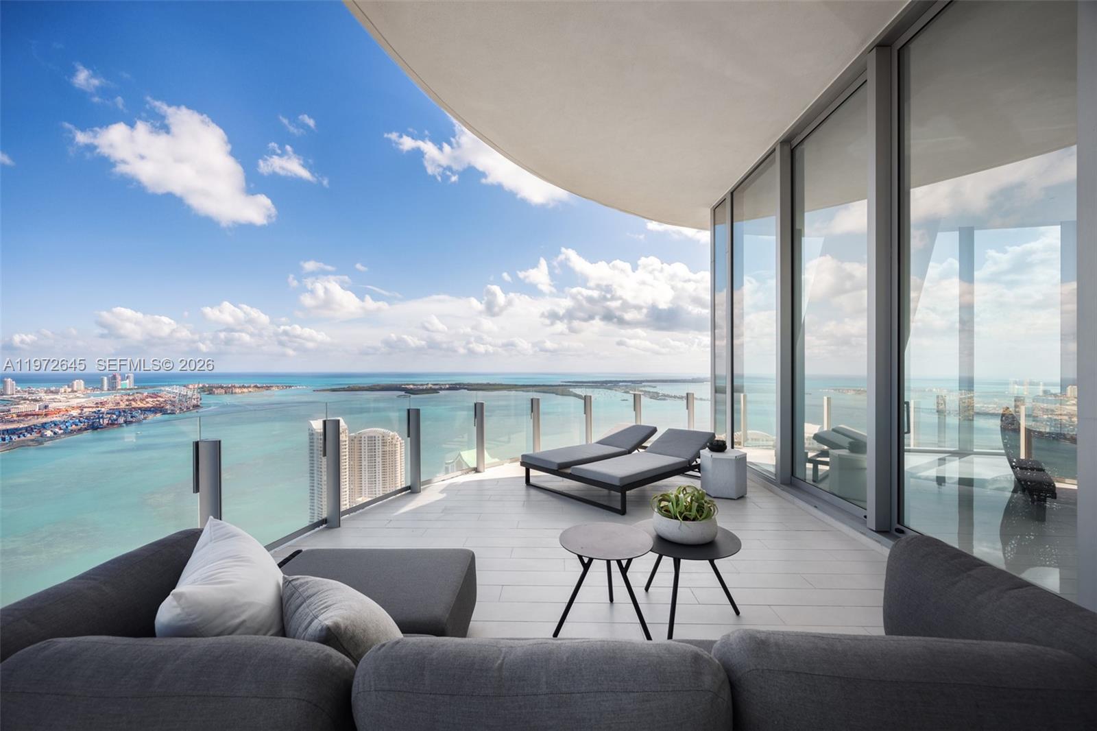 MET 1 CONDO - Residential