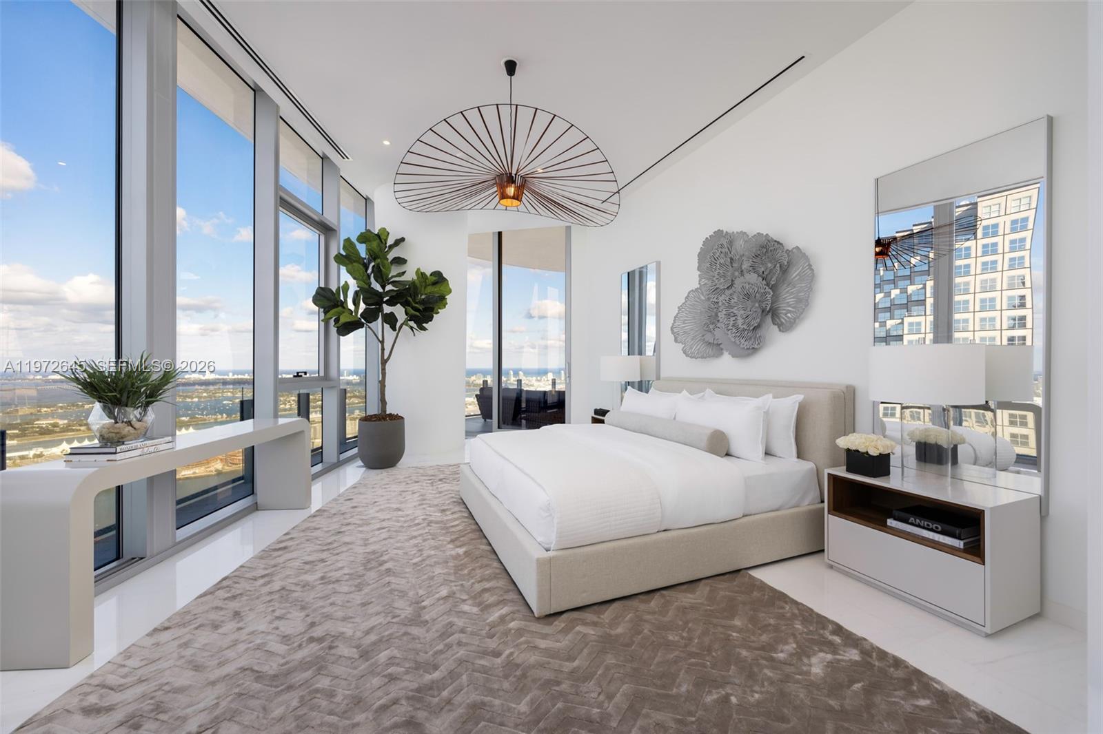 MET 1 CONDO - Residential